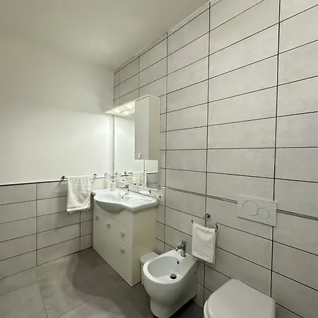 Casa Diletta By Holiday World Апартаменты *