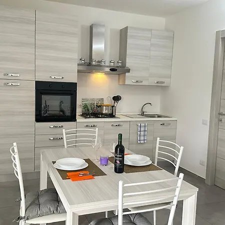 Casa Diletta By Holiday World Апартаменты Тортоли